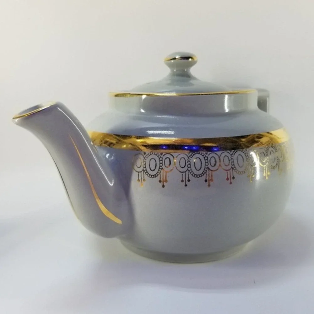 Vintage Ceramic Teapot Hall 6-Cup Gray Gold Trim Geometric‎ Band USA